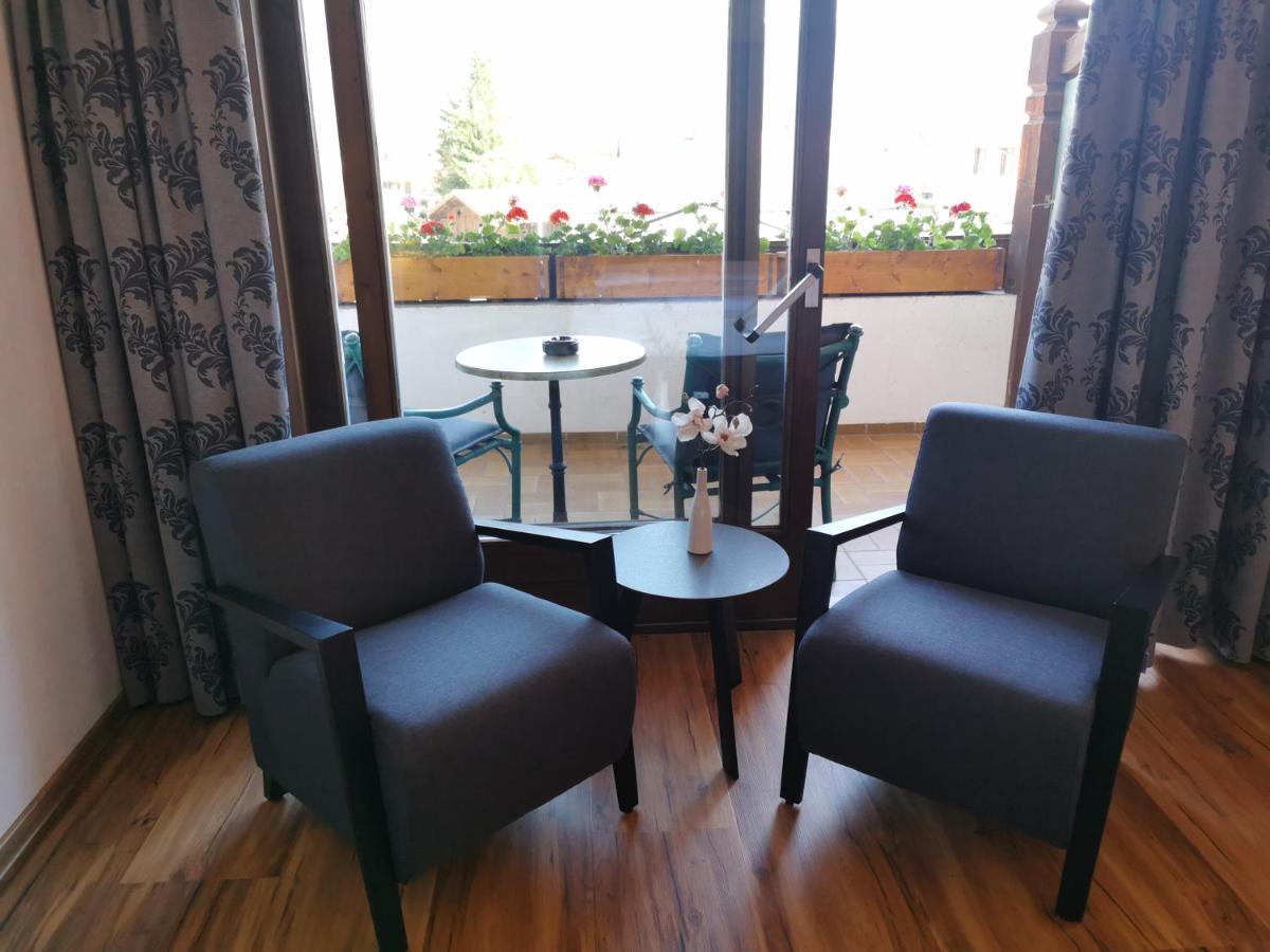 Gasthof & Hotel Zur Post Wallgau Luaran gambar
