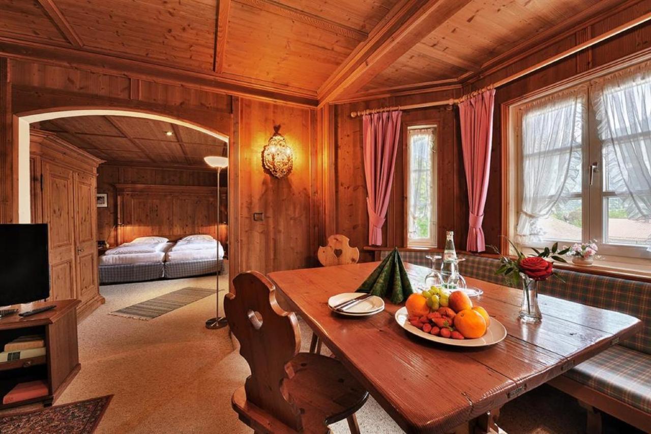 Gasthof & Hotel Zur Post Wallgau Luaran gambar