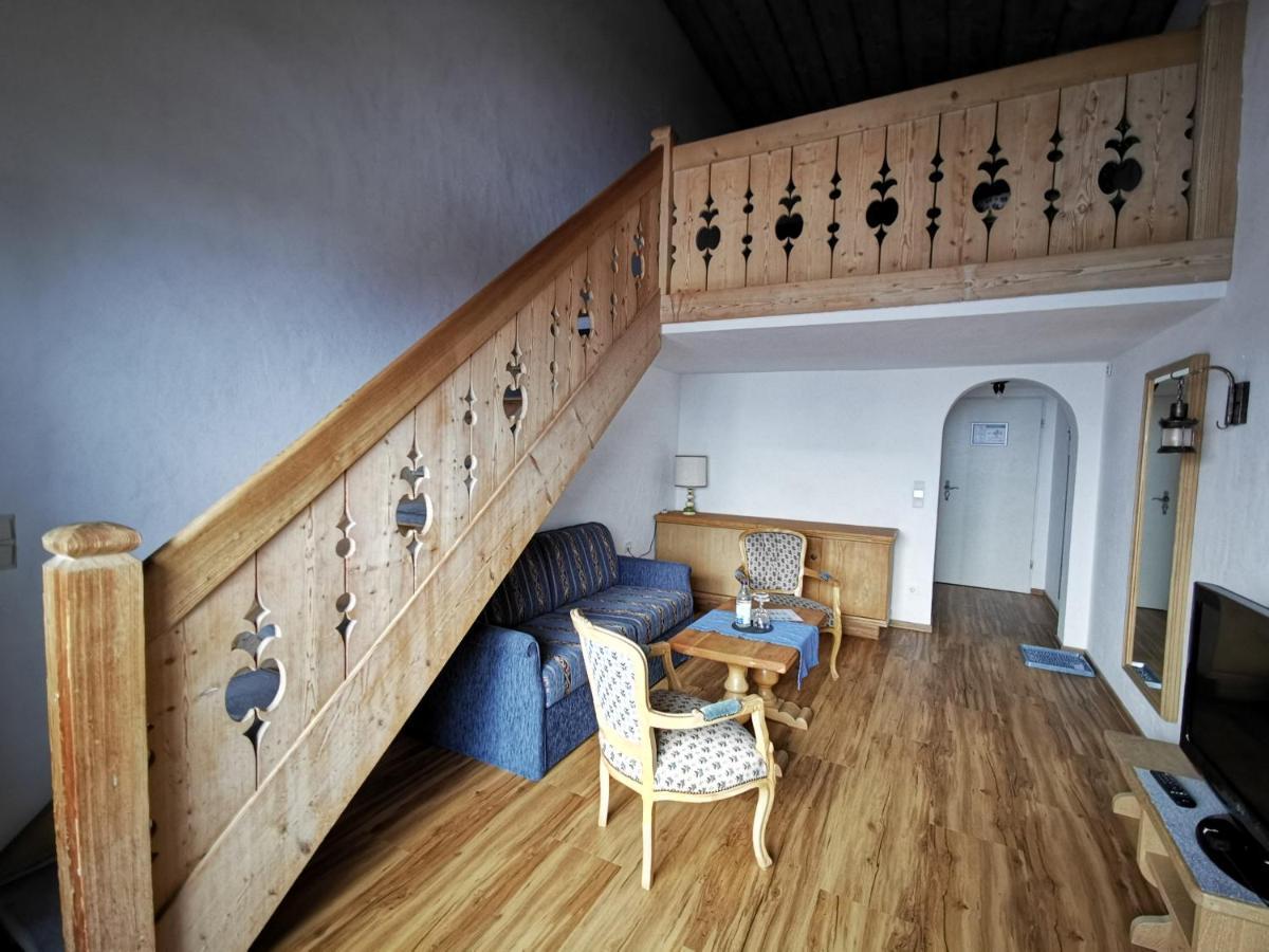 Gasthof & Hotel Zur Post Wallgau Luaran gambar