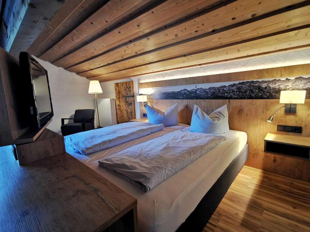Gasthof & Hotel Zur Post Wallgau Luaran gambar