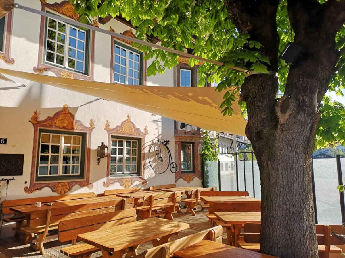 Gasthof & Hotel Zur Post Wallgau Luaran gambar